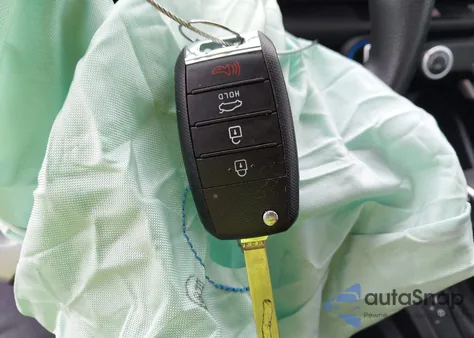 2021 Kia Rio S z USA, uszkodzony, nr VIN 3KPA24AD7ME415742